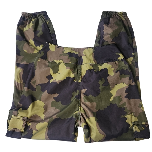 Wild Fable Camo Cargo Hi Rise Pants Sz 0 - Picture 6 of 7